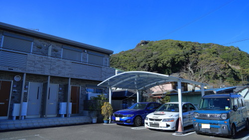 車を大事にする方には、カーポート!!